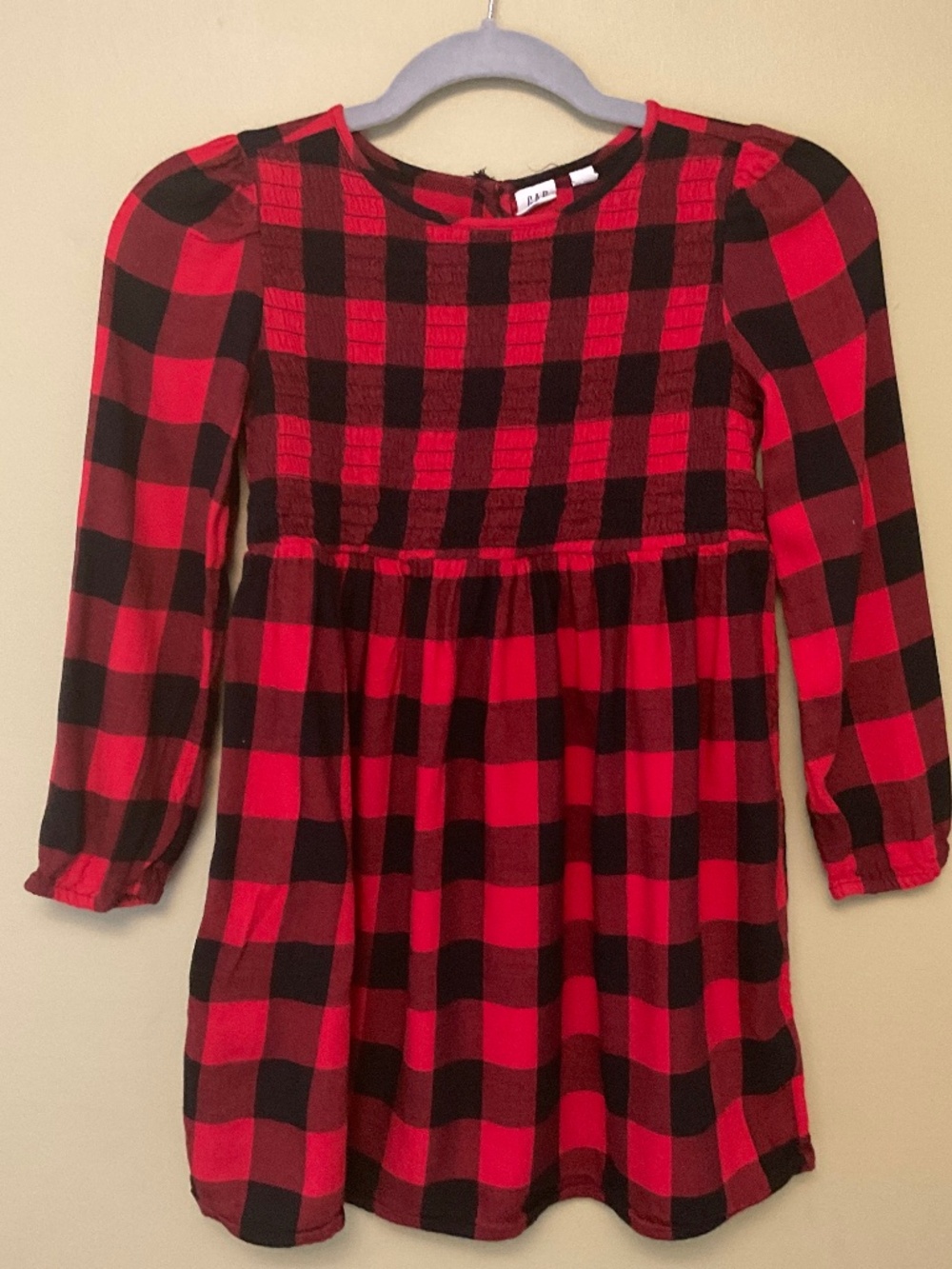 Lightweight buffalo plaid smocked long-sleeve dress - GAP kids size 8
